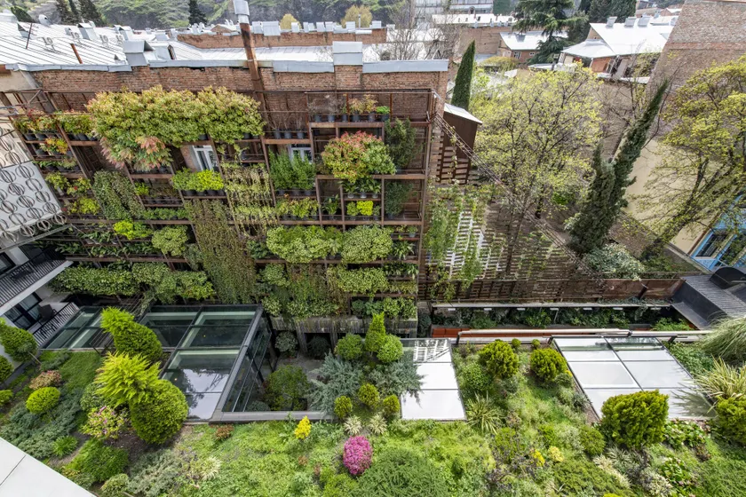 IOTA Hotel Tbilisi - Image 1
