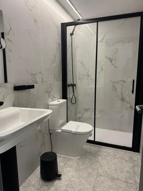 Hotel DL Urban - Image 1