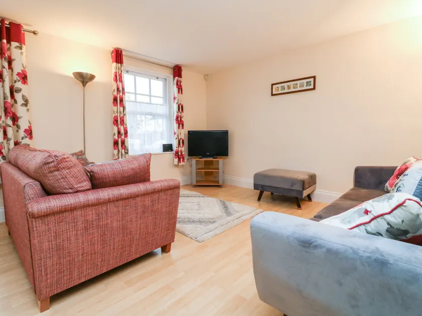 1 Tregonwell Court - Image 1