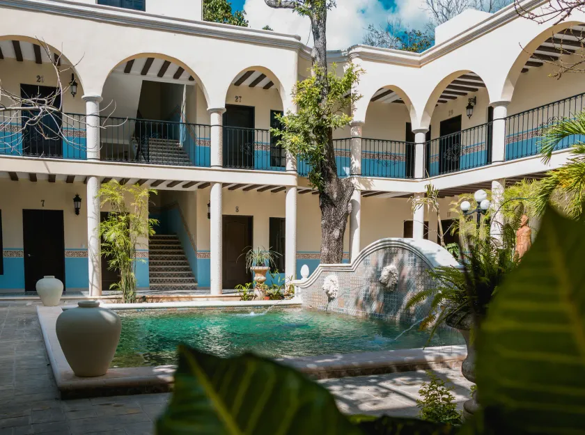 Hotel Fundadores - Image 1