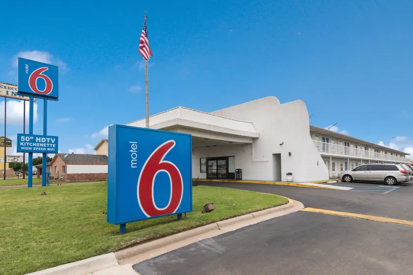 Motel 6 Abilene, TX - East - Image 1