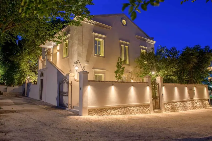 Carpofoli Corfu Town Serviced Luxury Suites - Image 1