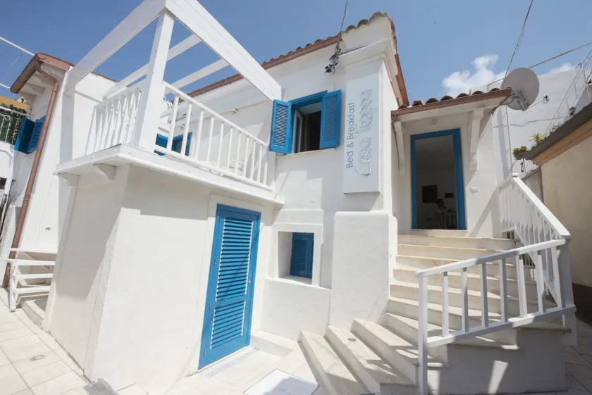 Bed and Breakfast Casa Tropea - Image 1