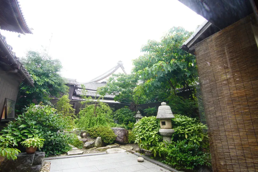 Honmachi Juku - Image 1