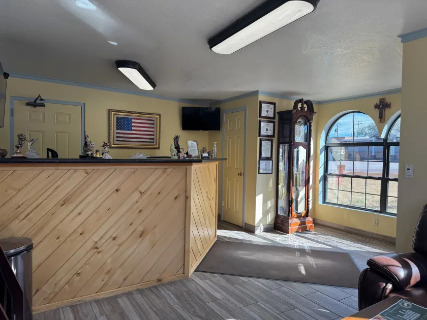 KC Motel - Image 1