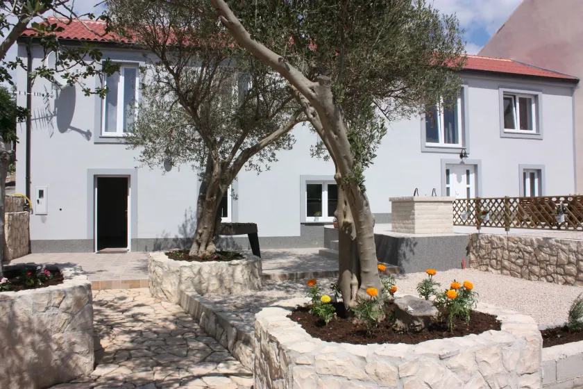Villa Mate - Image 1