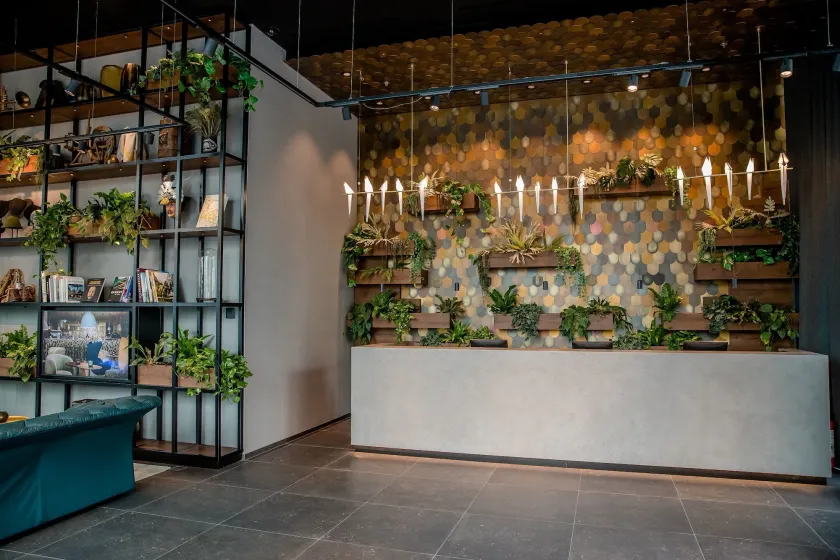Motel One Innsbruck - Rezeption