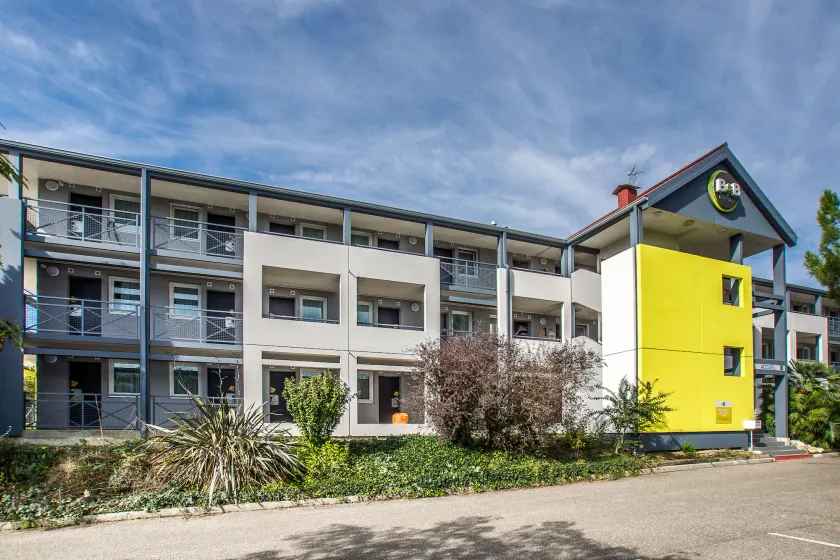 B&B HOTEL Agen - Image 1