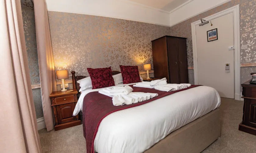 Beaumont Windermere - Adults-Only Boutique Guest House- Free Parking & Wellness Access - Image 1