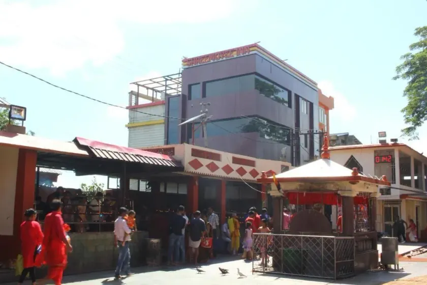 Hotel Shreemoyee Inn - Kamakhya Temple - Image 1