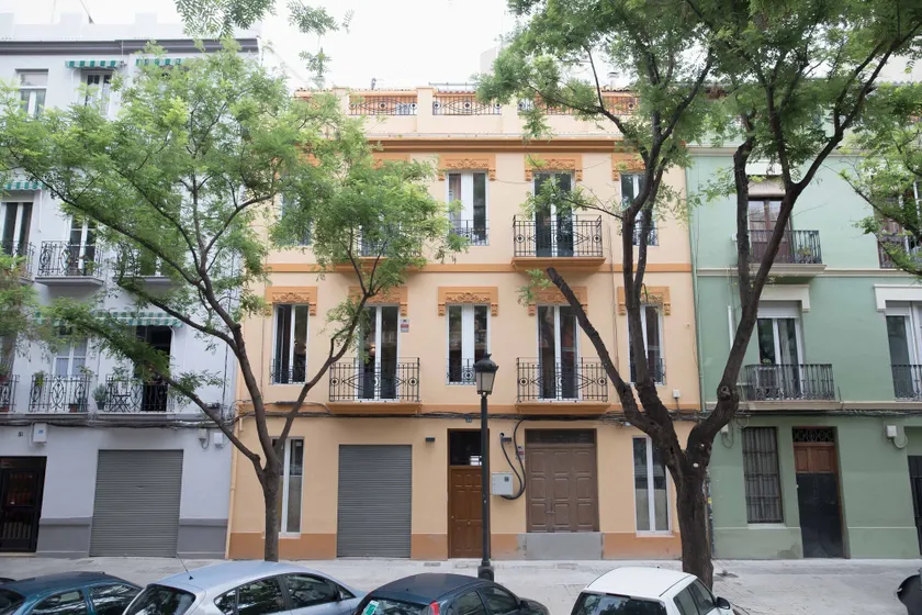Líbere Valencia Abastos - Image 1