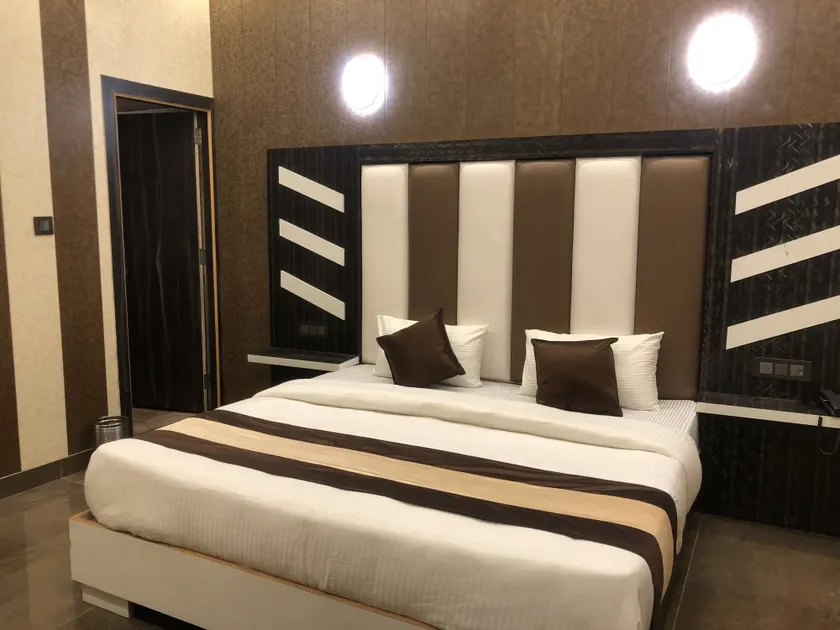 Hotel Pardesi,Har ki pauri Road Haridwar - Image 1