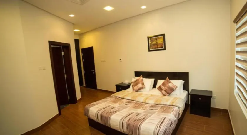 Golden Rose Luxury Suites (Royal Executive) - Image 1