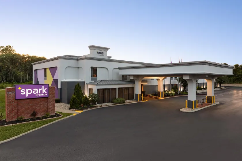 Spark by Hilton Columbus East Pickerington - Image 1
