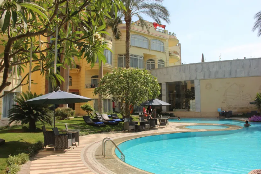Soluxe Cairo Hotel - Image 1