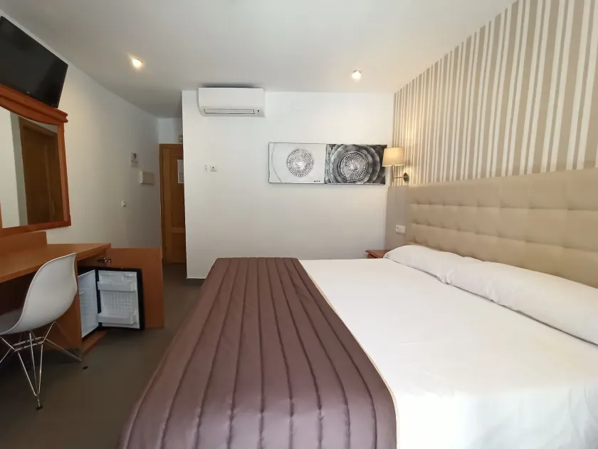 Hotel Rambla Emérita, centro ciudad - Image 1