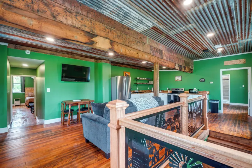 Near Wineries: Country Condo in Stony Hill - Image 1