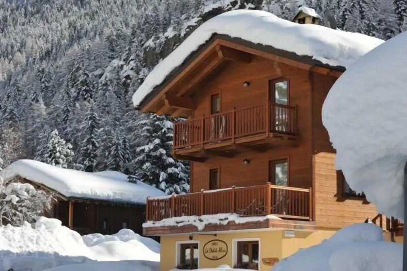 Hotel Le Petit Abri - Image 1
