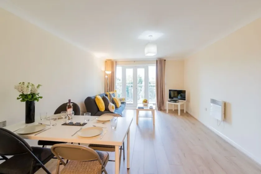 Abodebed - Handleys Court - Image 1