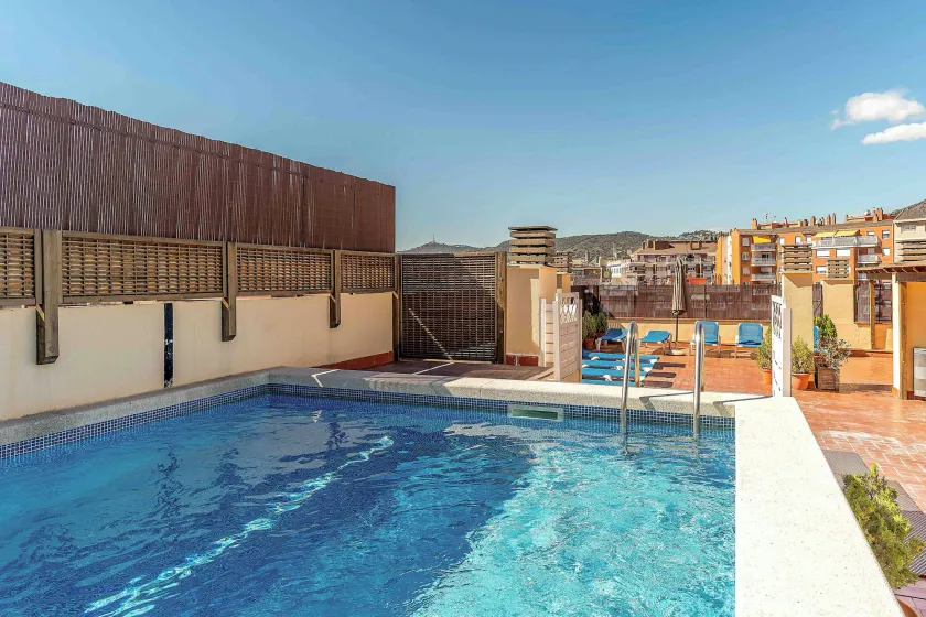 Aparthotel Bertrán - Image 1