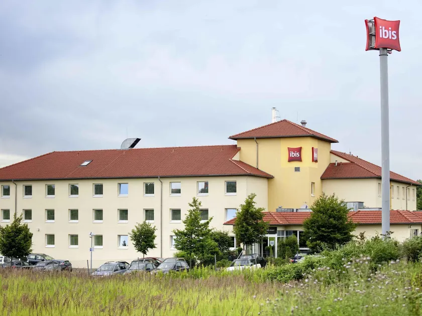 ibis Hotel Köln Airport - Image 1