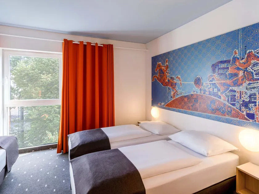 B&B HOTEL Magdeburg-City - Image 1