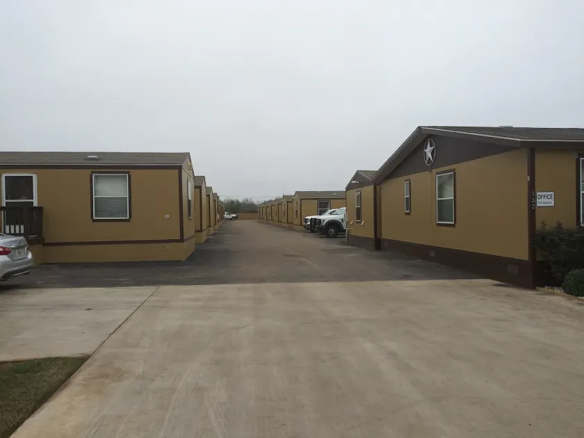 Cotulla Homes - Image 1