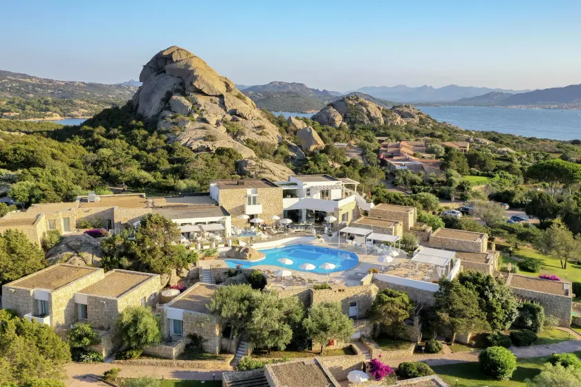 Hotel Grand Relais Dei Nuraghi - Image 1