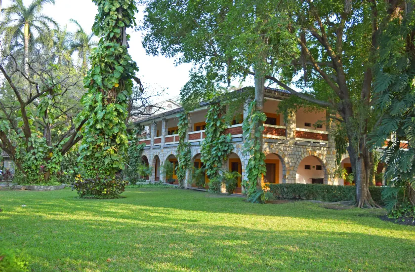 Hotel Valles - Image 1