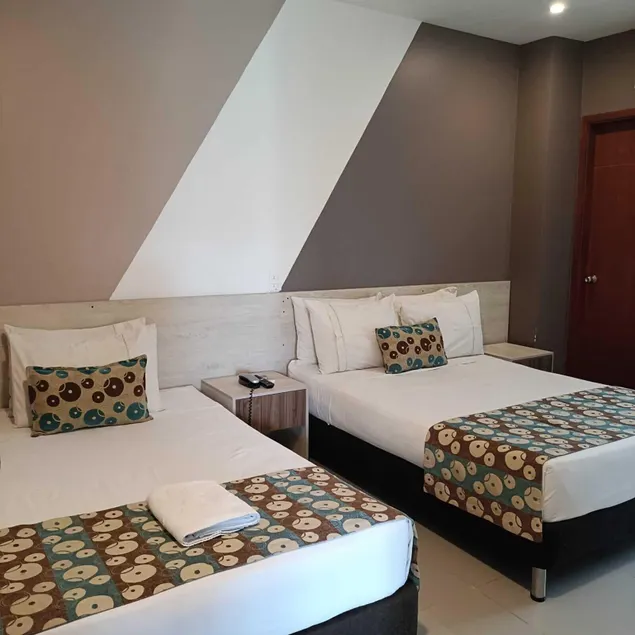 Hotel Santa Clara Boutique - Image 1