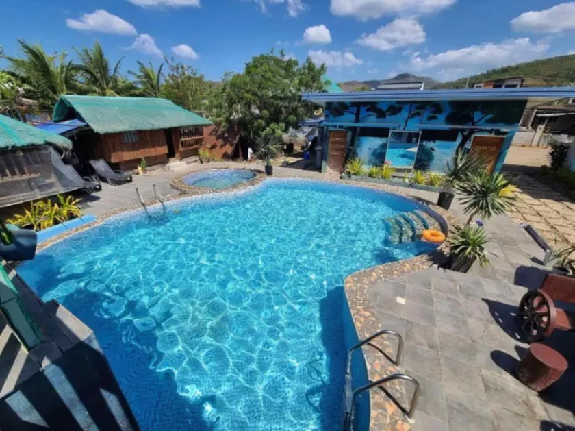 Villa Espinoza Beach Resort Nasugbu - Image 1