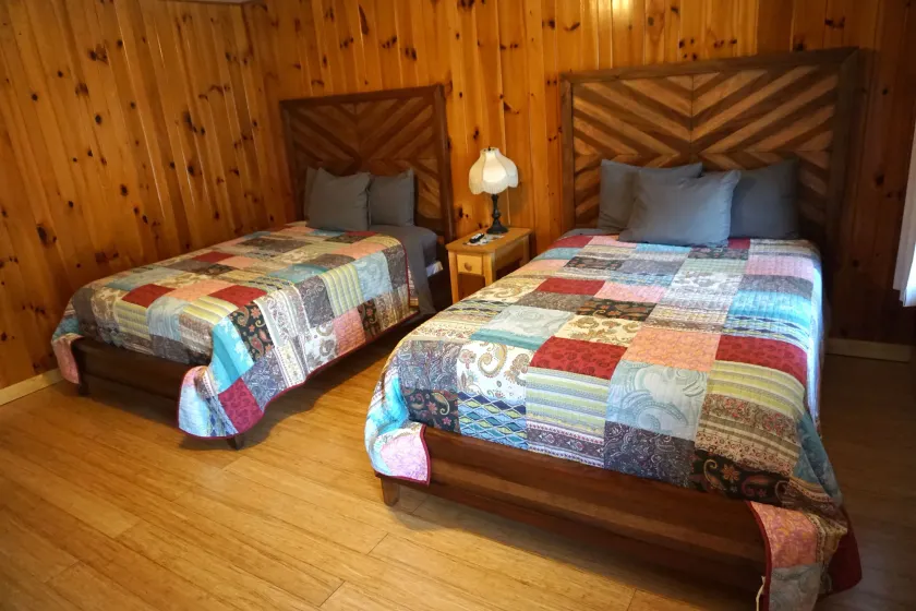 Marshall's Creek Rest Motel - Image 1