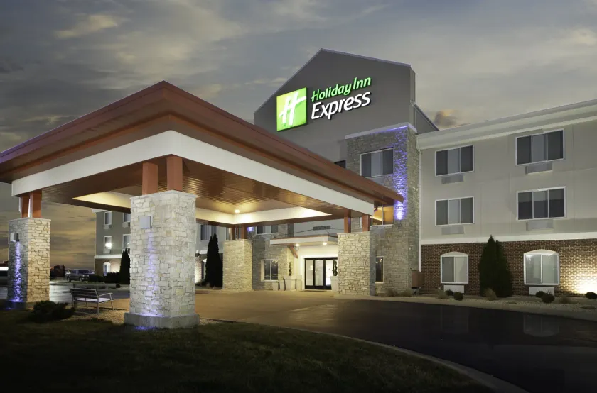 Holiday Inn Express Rochelle by IHG - Image 1