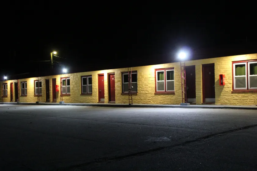 Driftwood Inn - Image 1