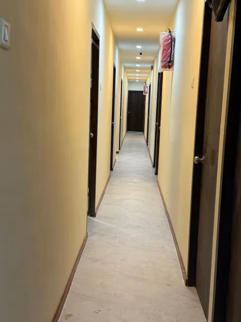 Hotel Marine Line Near Marine Drive & Cricket Stadium, South Mumbai - Lobby