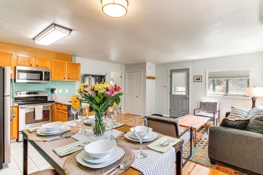 Downtown Ouray Apt w/ River & Mountain Views! - Image 1