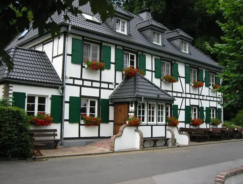 Wißkirchen Hotel & Restaurant - Image 1