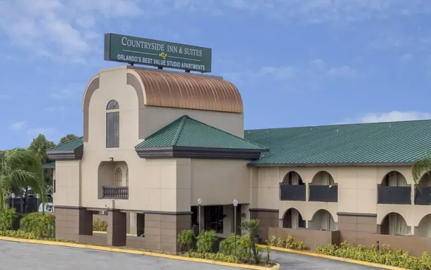 Countryside Inn & Suites Orlando - Image 1
