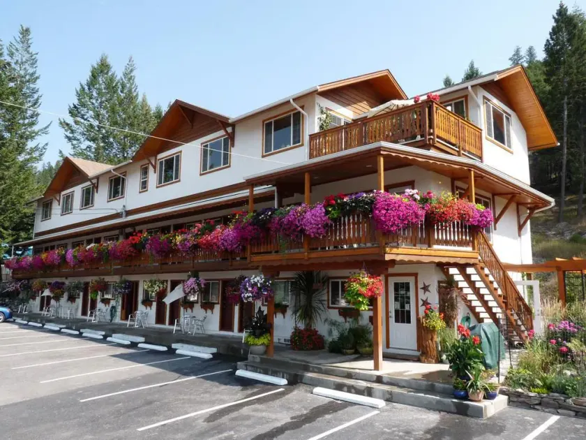 Gateway Motel - Image 1
