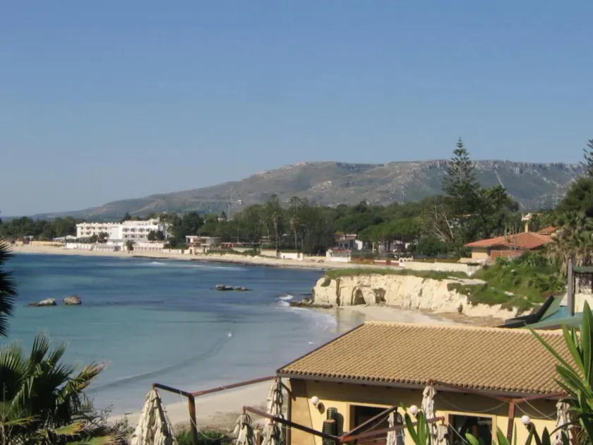 Villa near the sea in full relaxation - large garden wi-fi - Image 1