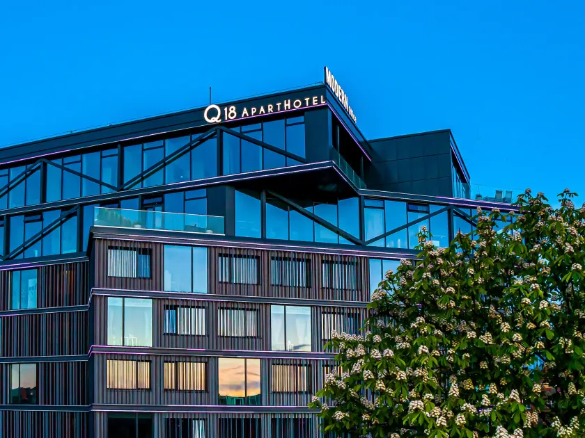 Q18 ApartHotel - Image 1