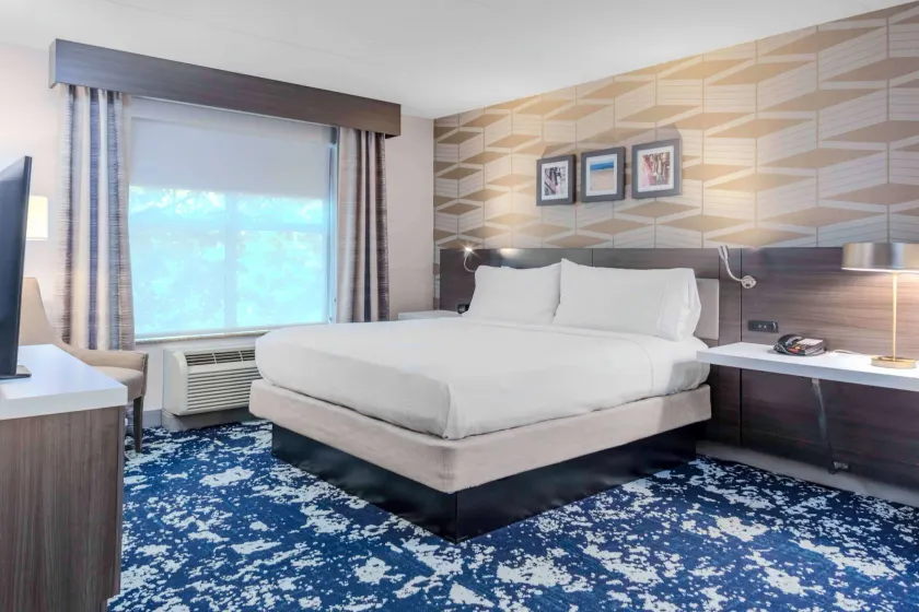 Hilton Garden Inn Freeport Downtown - Image 1