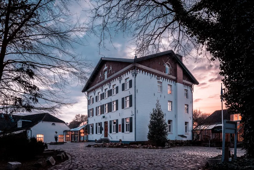 Fletcher Hotel Château De Raay - Image 1