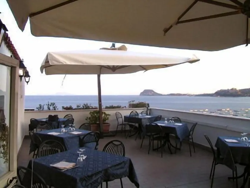 Hotel La Tripergola - Image 1