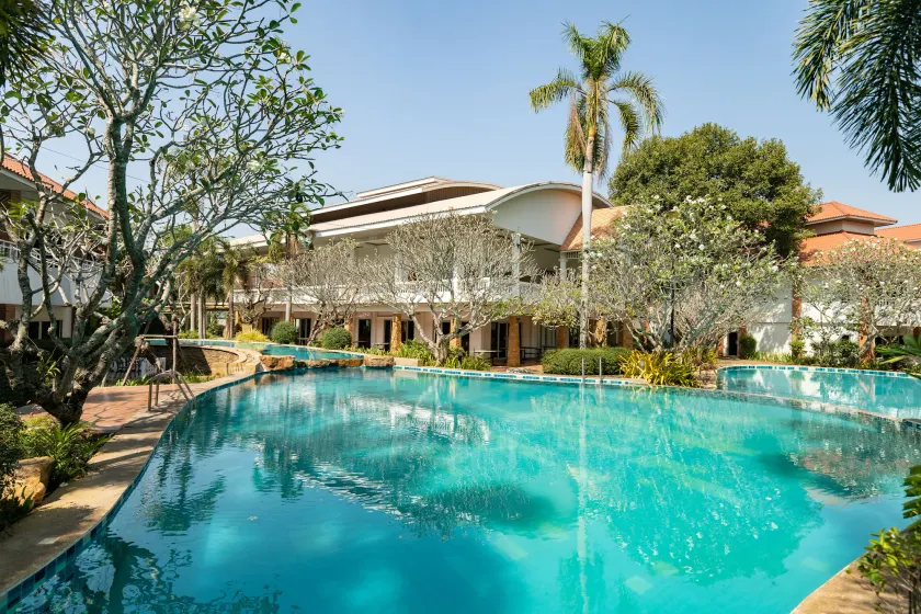 Thara Cholapruek Resort - Image 1