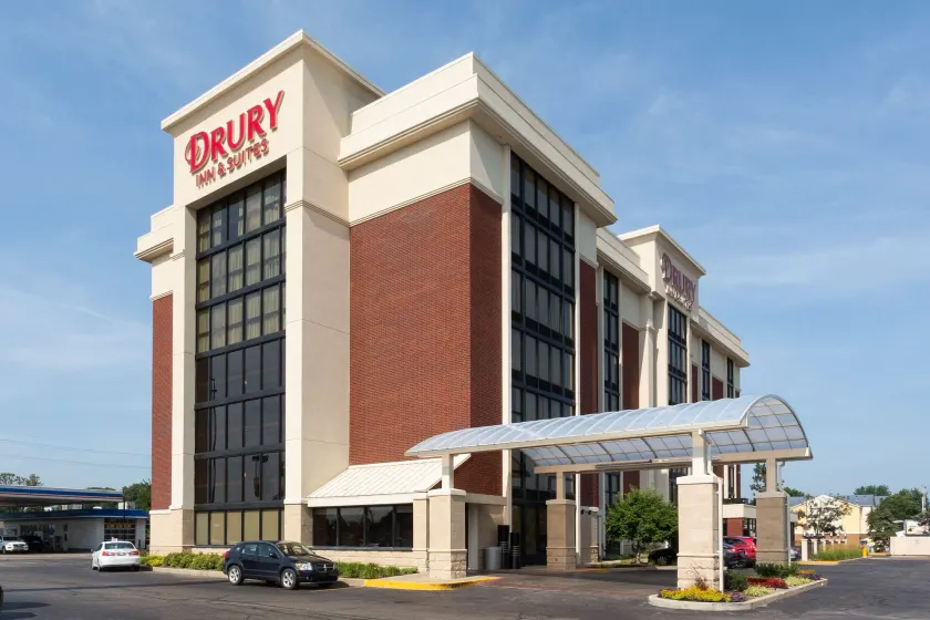 Drury Inn & Suites Terre Haute - Image 1