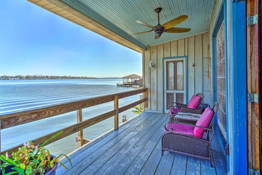 River Waterfront Retreat w/ Dock & Fire Pit - Image 1