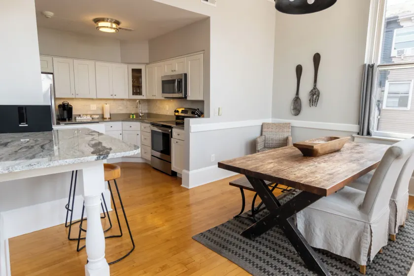 The Newport Lofts - 194 Thames Street - Image 1
