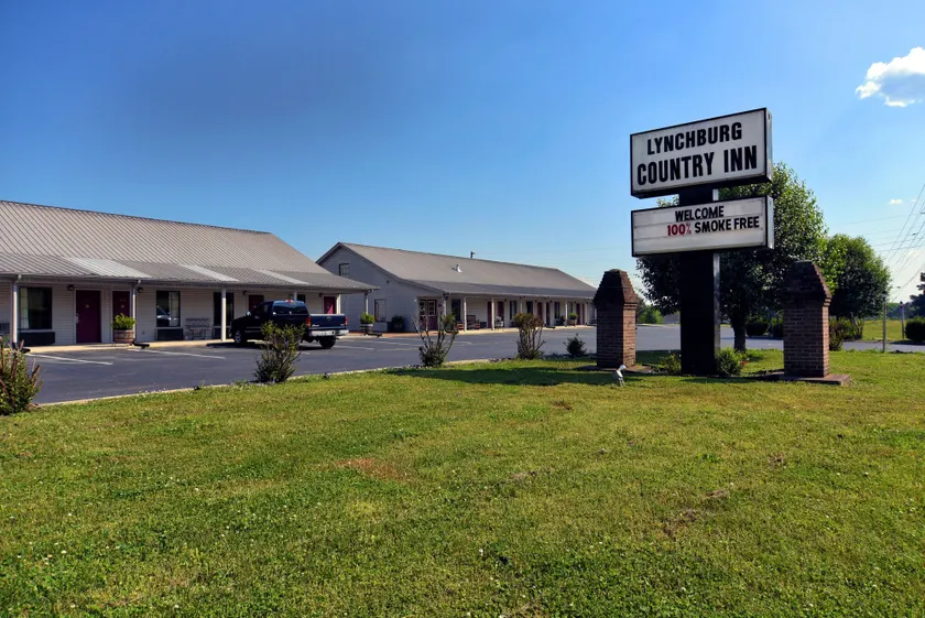 Lynchburg Country Inn - Image 1