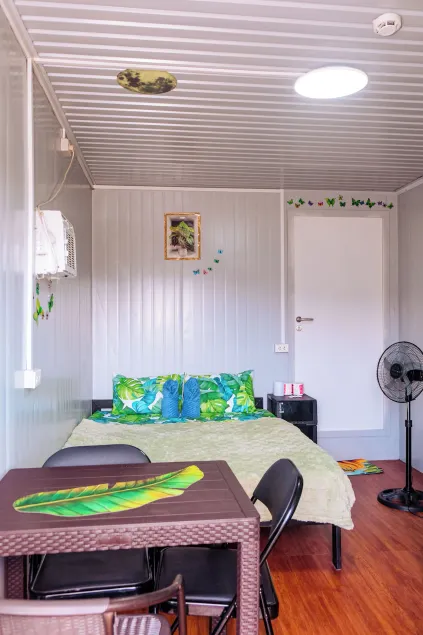 Banana Bar San Juan Family Digital Nomad Stay Starlink Fast WiFi Solar Backup - Image 1